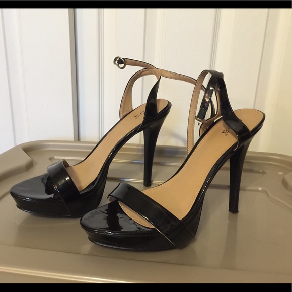 size 11 platform heels